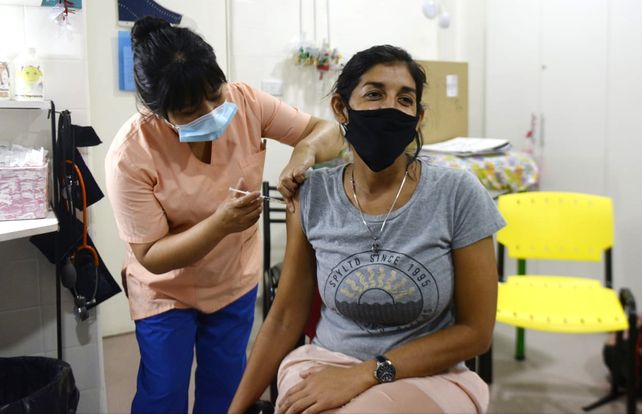 El operativo arrancó poco después de las 8 en el Hospital Centenario.&nbsp;