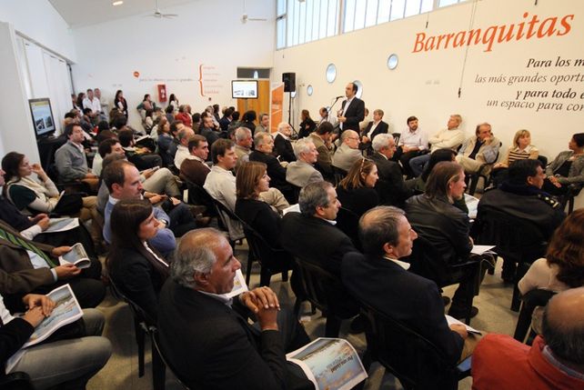 Corral compartió el reconocimiento de Naciones Unidas con todos los santafesinos