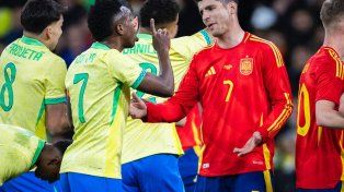 Brasil empató con España.