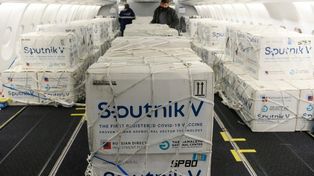 Creador de la vacuna Sputnik V asegura que protege contra todas las variantes del coronavirus