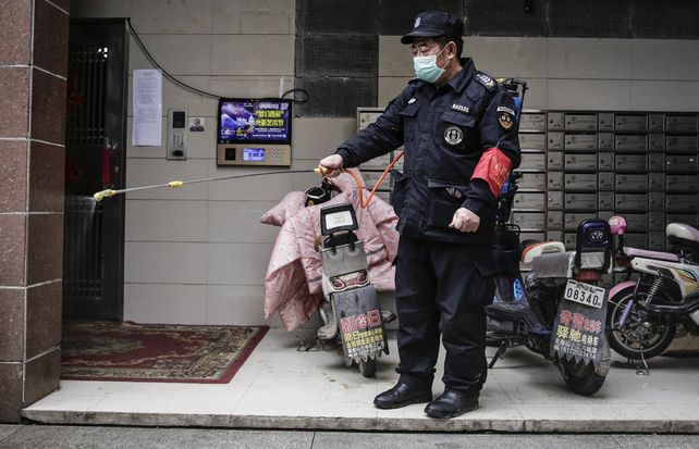 China construye un hospital que estará listo en 10 días para atender enfermos de coronavirus