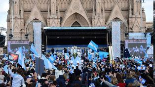 Moyano encabeza una misa por la unión en Luján