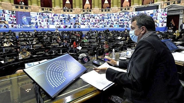 Directivos de laboratorios exponen en Diputados sobre vacunas contra el coronavirus