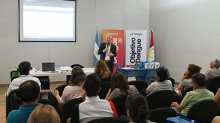 La capacitación de los equipos territoriales para el monitoreo del vector del dengue, se realizó en la ciudad de Santa Fe.
