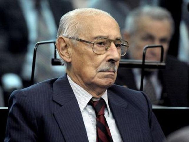 Gran hermetismo sobre el entierro del cuerpo del dictador Videla por pedido de la Justicia