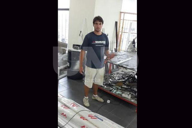 Forzaron la cortina metálica y robaron mercadería por un valor de $100.000