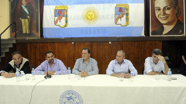 La cúpula del gremio decidió un paro para mañana.&nbsp;
