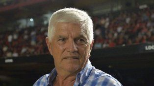 Julio Comesaña volvió a reconocer que fue una errónea decisión aceptar la oferta para venir a dirigir a Colón.