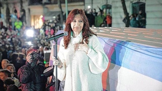 Cristina Fernández: No toleran el amor y la alegría de los peronistas