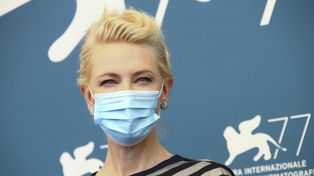 Cate Blanchett, presidenta del jurado, dijo que estaba honrada de ser parte de un festival que est&aacute; ayudando a la industria a resurgir de un cierre econ&oacute;mica y art&iacute;sticamente devastador.