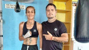 La santafesina Brisa Aguirre junto a su entrenador Totino Diógenes Caunedo.