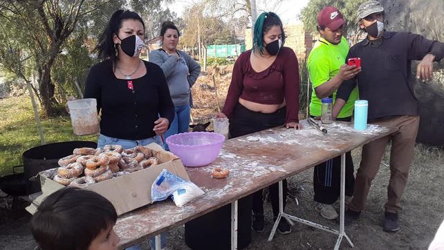 Merendeno Juntando Sonrisas funciona en barrio Mosconi