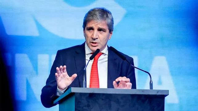 El ministro de Economía había iniciado las gestiones para la garantía del Banco Mundial meses atrás.