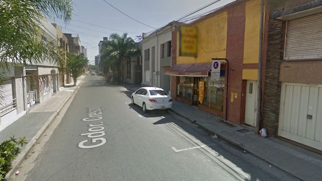 Un hombre denunció a una mujer que le robó miles de pesos en un motel