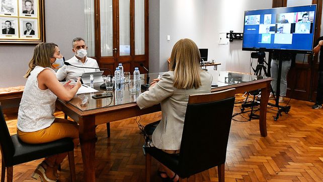 El gobierno de Entre Ríos dispuso restricciones a la circulación.