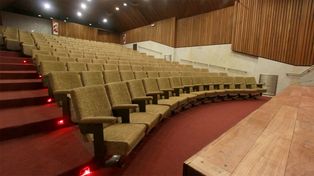 Reabre el Cine Club con la proyección de una película japonesa y un brindis