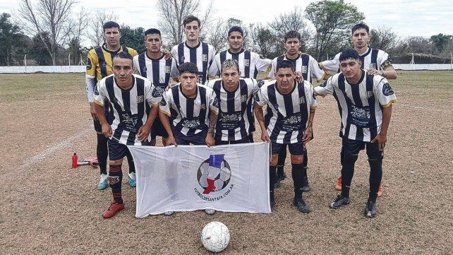 &nbsp;Nacional goleó a Deportivo Agua y se mantiene puntero del ascenso liguista.