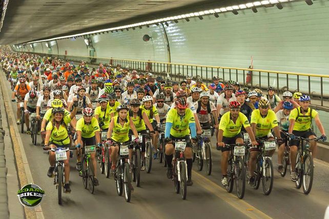 El año pasado fueron 1300 los ciclistas que cruzaron el túnel.&nbsp;
