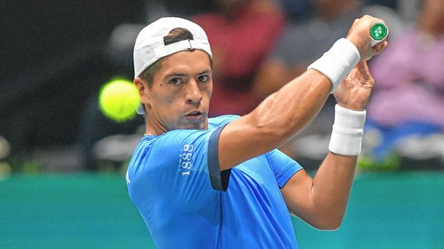 La sorpresiva derrota de Sebastián Báez dejó condicionado a Argentina contra Suecia.