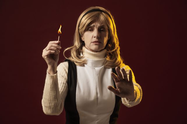 Kutika interpreta a una mujer ciega en la obra teatral que fue un éxito mundial y llegó al cine.