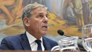 El intendente Emilio Jatón sigue sin definir su propia precandidatura, y si integrará o no el frente Unidos para Cambiar Santa Fe.
