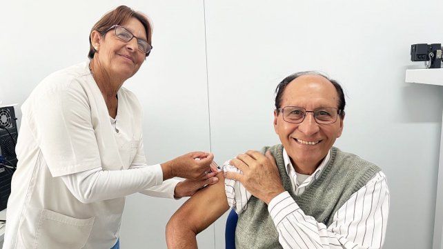 Inició la vacunación contra la gripe para mayores de 65 años y personas de entre 2 y 64 años con factores de riesgo. Población objetivo es de 345.000 personas