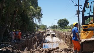Prevén inaugurar en mayo las obras del desagüe Larrea