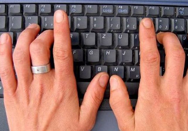 Trucos para escribir rápido con el teclado sin mirarlo