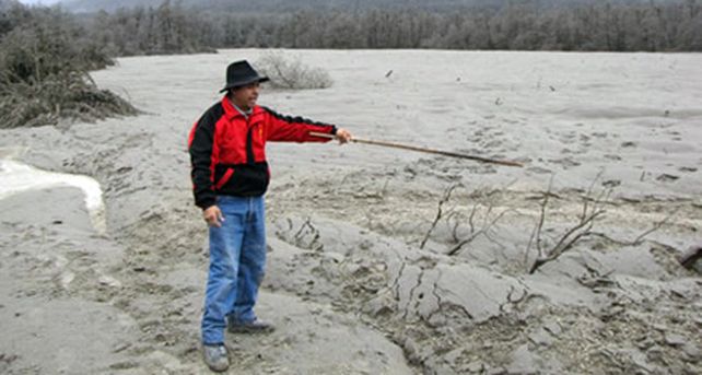 Extienden la emergencia en regiones patag&oacute;nicas castigadas por cenizas
