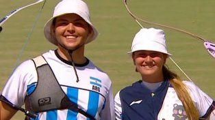 Alma Pueyo y Esteban Silva lograron la medalla plateada en tiro con arco mixto