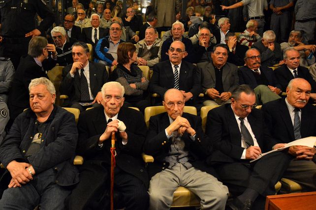 Megacausa La Perla: dictaron prisión perpetua a Luciano Benjamín Menéndez