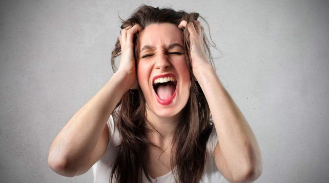 Asociar el mal humor con la falta de relaciones sexuales es un mito machista