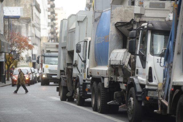 Paro nacional del transporte: en Rosario adhieren recolectores y camioneros