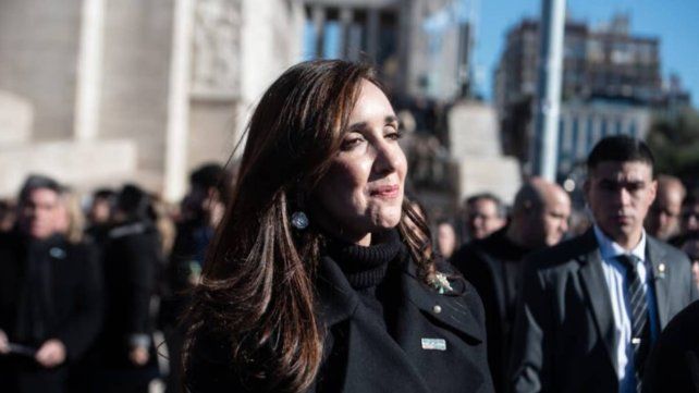 Guerra fría en Rosario: Victoria Villarruel le dio la espalda a Milei en el acto patrio