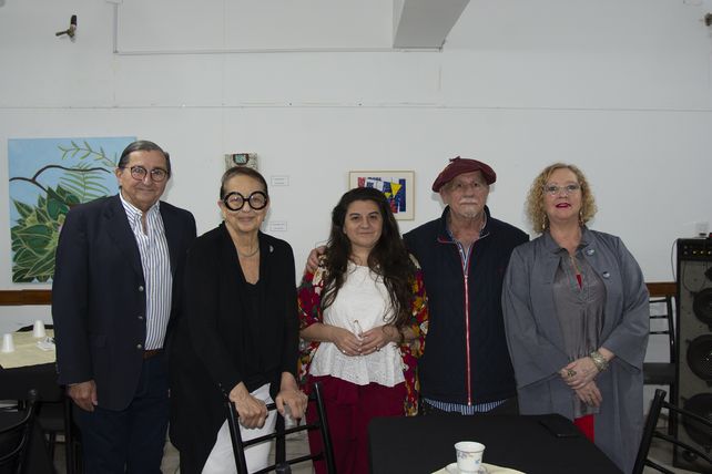 Luis Terré, Jorgelina Paladini, Maricel Saum, Bernardo Conde de Narbaíz Elía y Patricia Quaranta