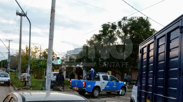 Luego de una persecución arrestan a una pareja que distribuía marihuana a domicilio