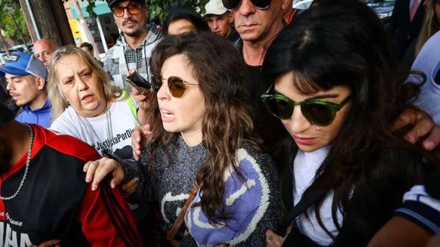Caso Maradona: Dalma y Gianinna avanzan en mediación por el documental que retrató el juicio.