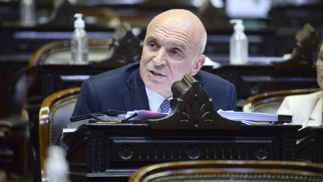 Piden echar a Espert de Diputados por pedir cárcel o bala contra trabajadores
