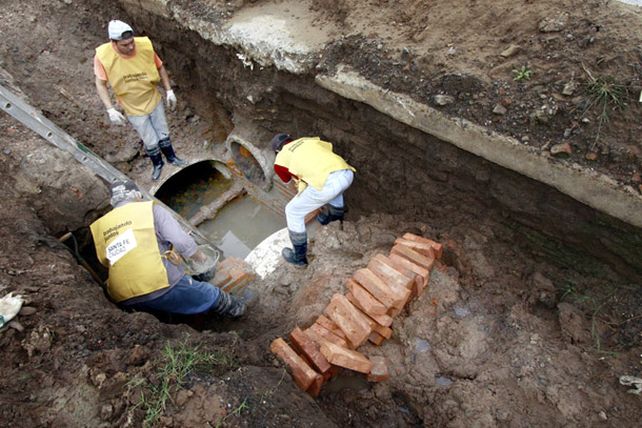 Problemas de anegamiento: avanzan las obras de desagüe en barrio Guadalupe