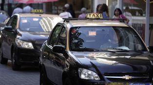 Los taxistas reclaman bajar las multas de tránsito o pagarlas con una probation