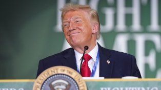 Trump anunció un acuerdo con Irán y el fin del bloqueo en el estrecho de Ormuz