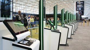 El aeropuerto de Ezeiza amplía el sistema de Migraciones Express