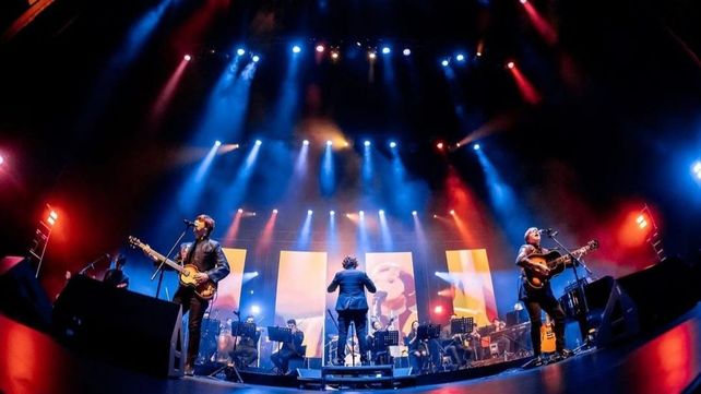 La obra recorre los temas icónicos de la banda británica.