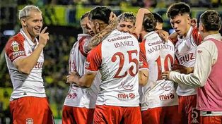 Huracán es el primer finalista del Torneo Apertura