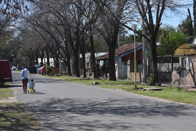 Curupait&iacute; entre avenida Santa Fe y Ituzaing&oacute;