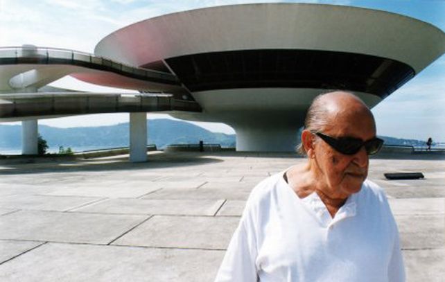 Oscar Niemeyer llevó el arte a la arquitectura.