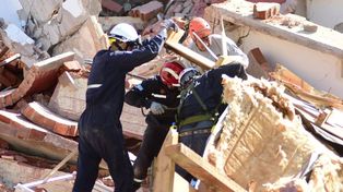 Este martes en horas de la madrugada una torre de 10 pisos se desplomó en Villa Gesell