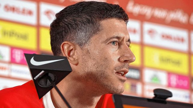 Robert Lewandowski: No tengo nada contra Messi.