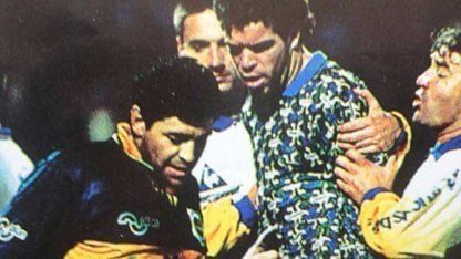 Castellano parece increpar a Diego pero le dice "sos un fenómeno".