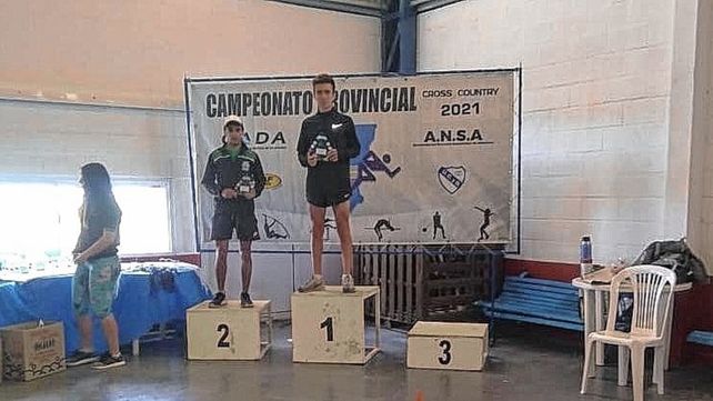 El representante de la Asociación Santafesina de Atletismo